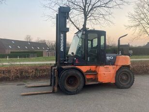 купить дизельный погрузчик Doosan D80s-5 дизельный погрузчик Doosan D80s-5